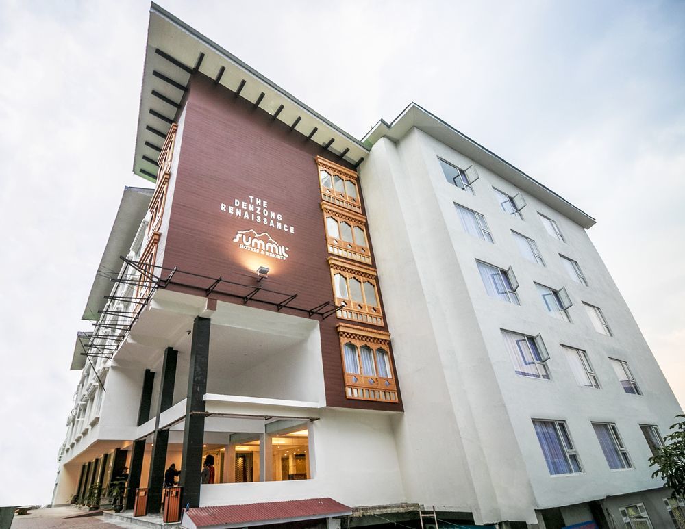 Summit Denzong Hotel & Spa Гангток Екстериор снимка
