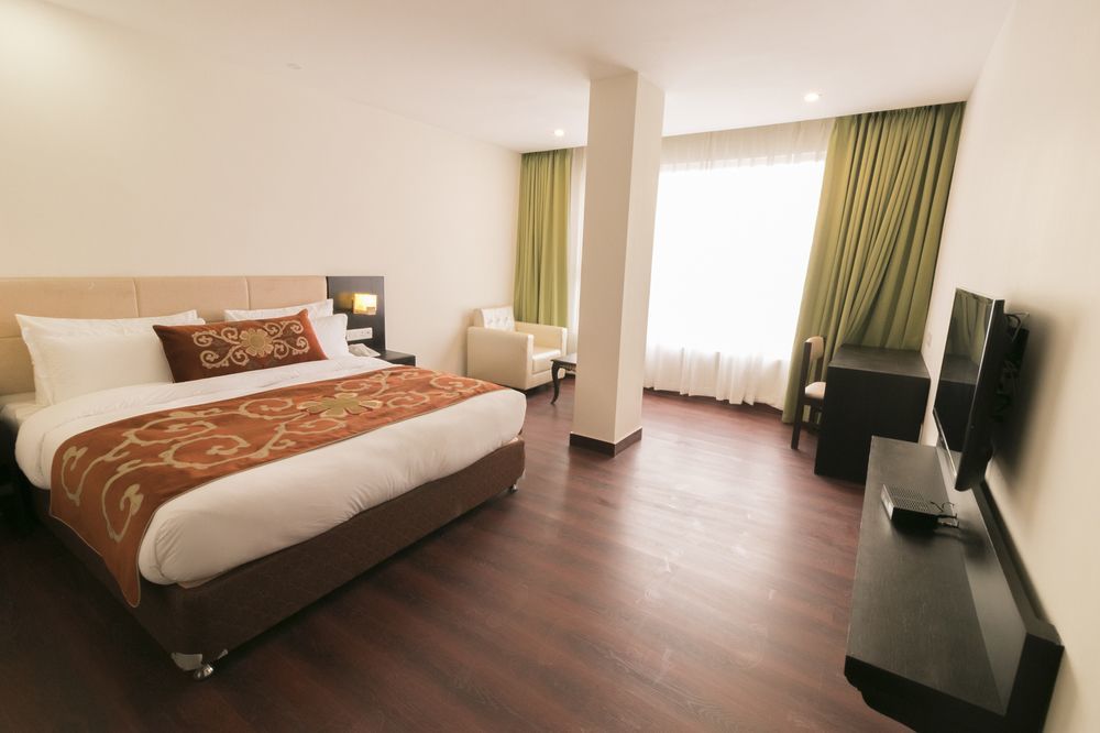 Summit Denzong Hotel & Spa Гангток Екстериор снимка