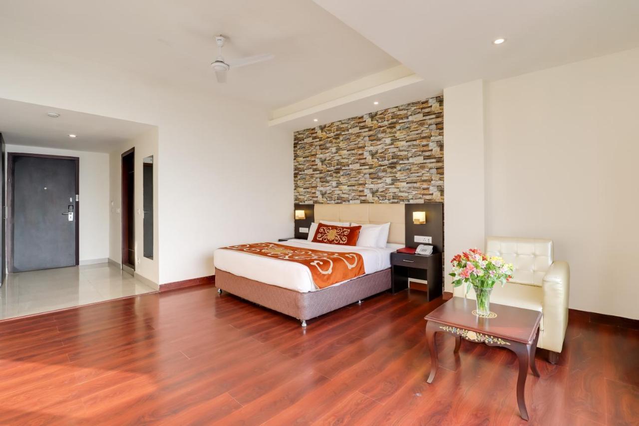 Summit Denzong Hotel & Spa Гангток Екстериор снимка