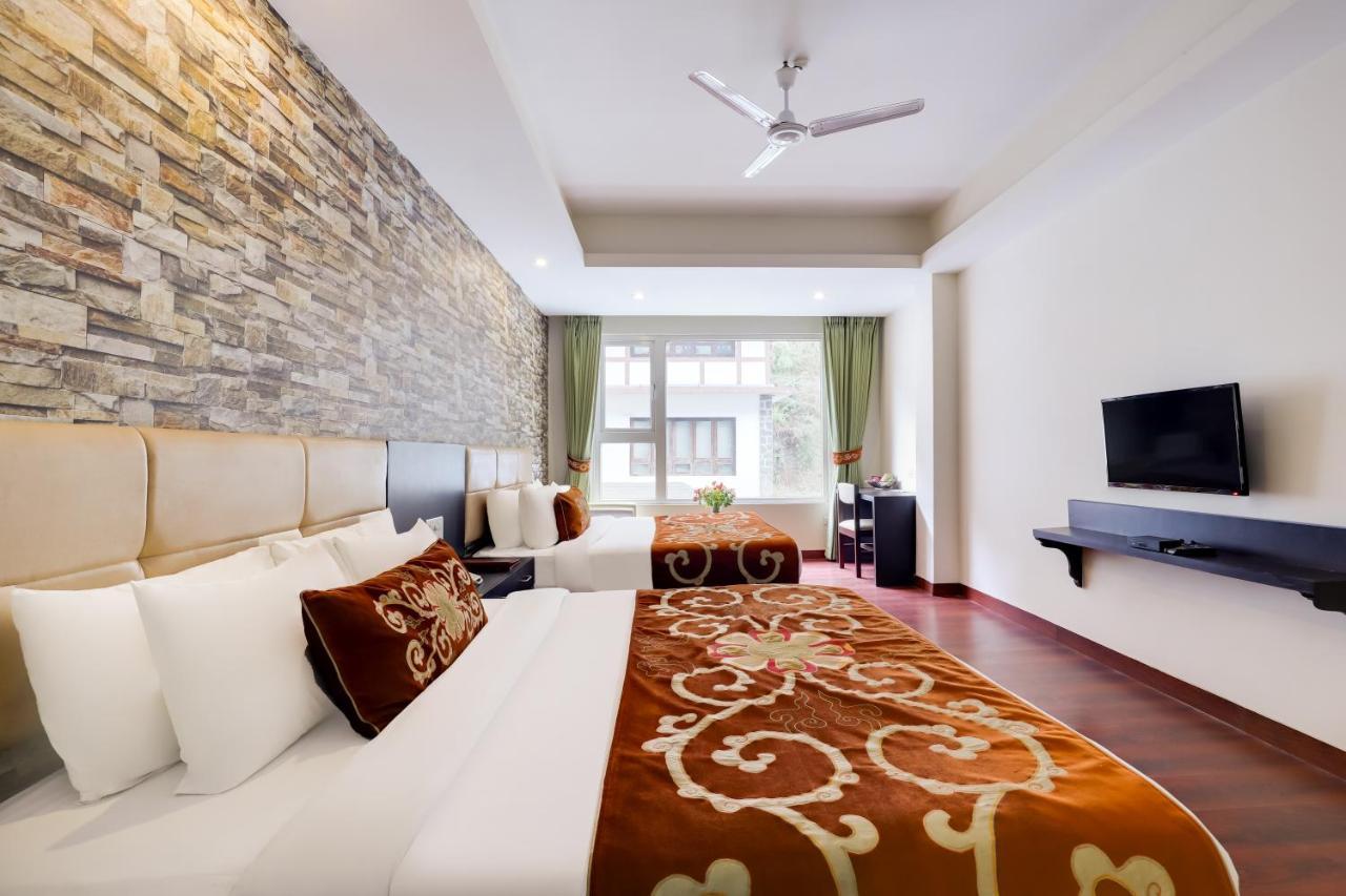Summit Denzong Hotel & Spa Гангток Екстериор снимка