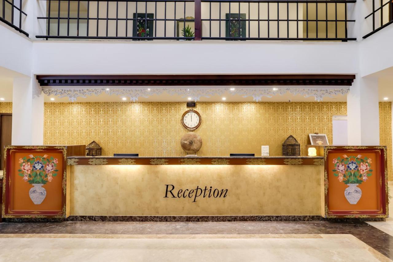 Summit Denzong Hotel & Spa Гангток Екстериор снимка