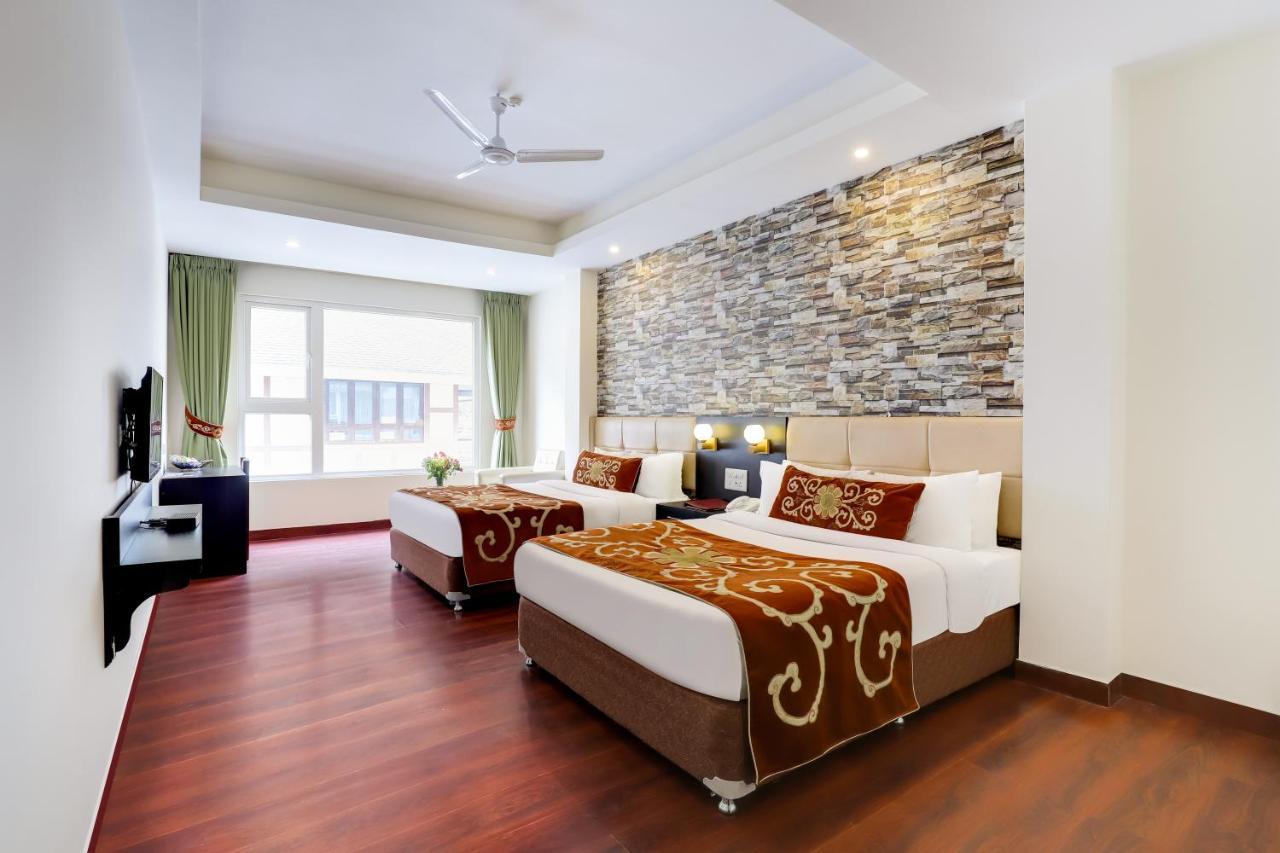 Summit Denzong Hotel & Spa Гангток Екстериор снимка