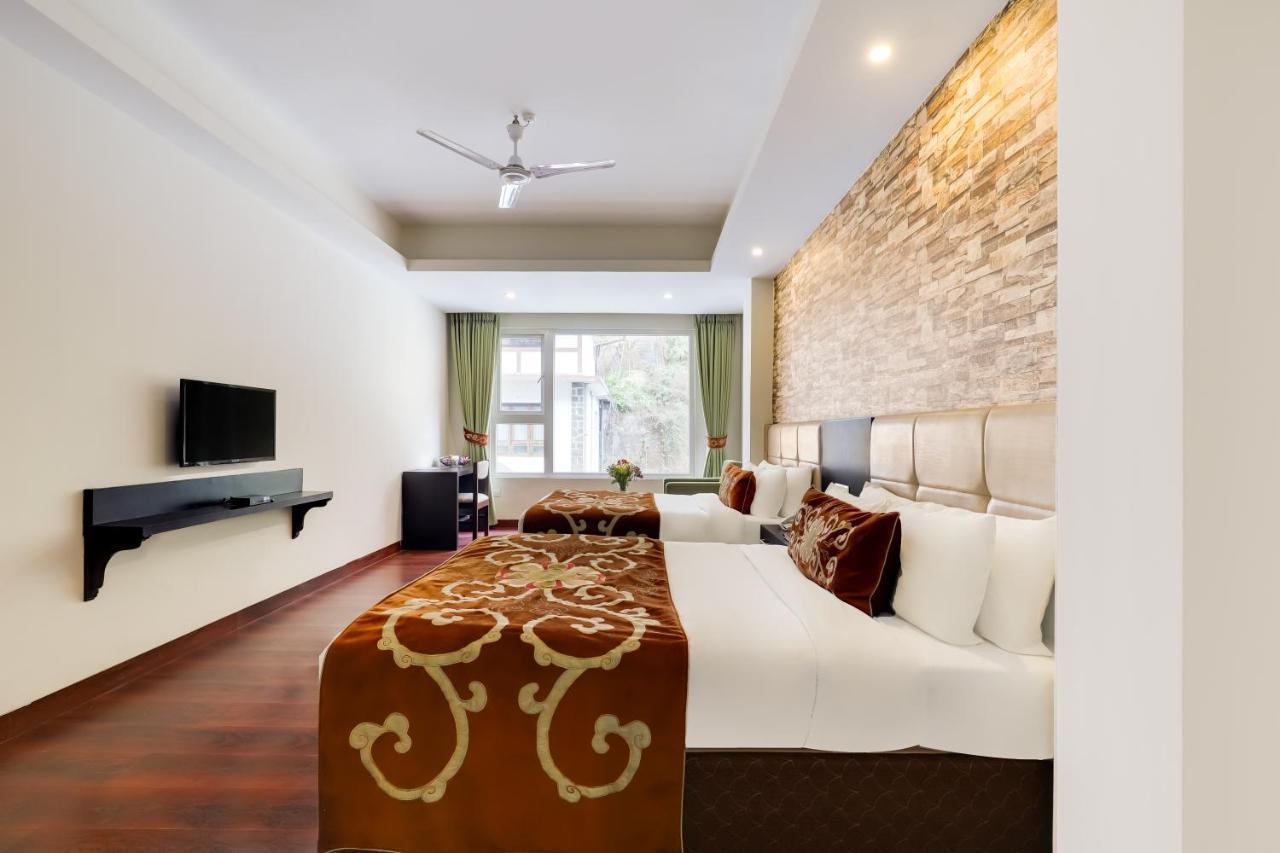 Summit Denzong Hotel & Spa Гангток Екстериор снимка