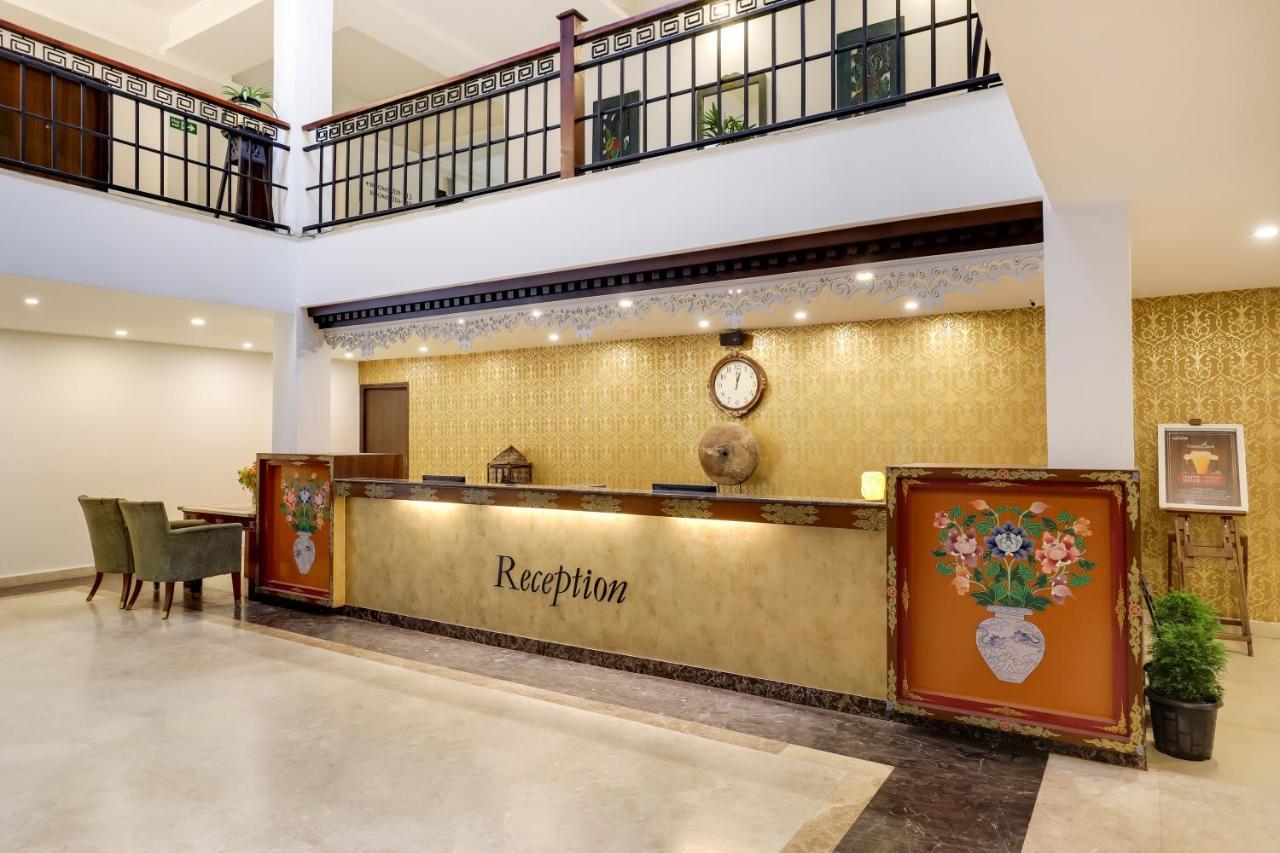 Summit Denzong Hotel & Spa Гангток Екстериор снимка