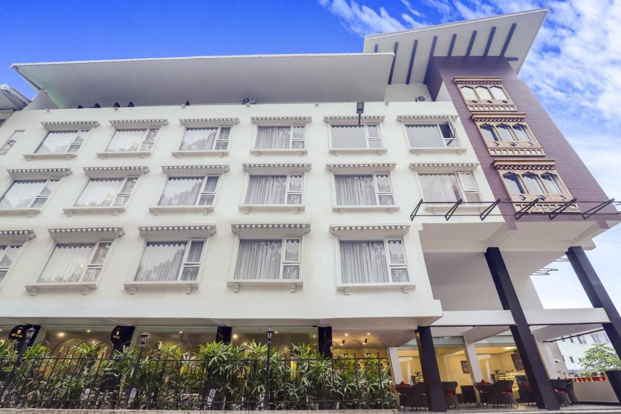 Summit Denzong Hotel & Spa Гангток Екстериор снимка